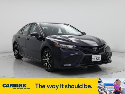 2022 Toyota Camry SE Night Shade