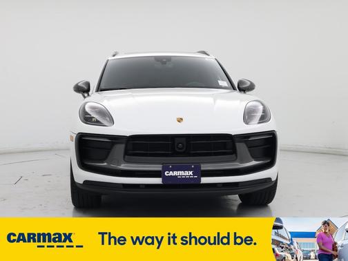 2024 Porsche Macan T