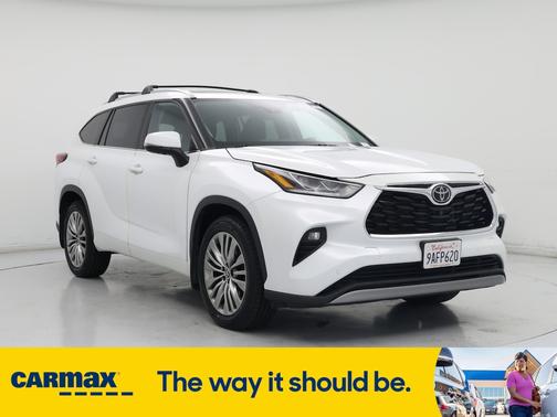 2022 Toyota Highlander Platinum