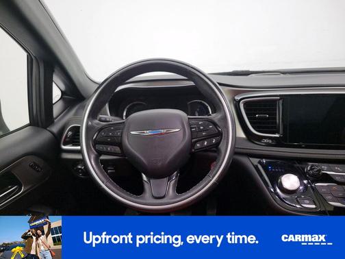 Gray 2020 Chrysler Pacifica Hybrid Limited