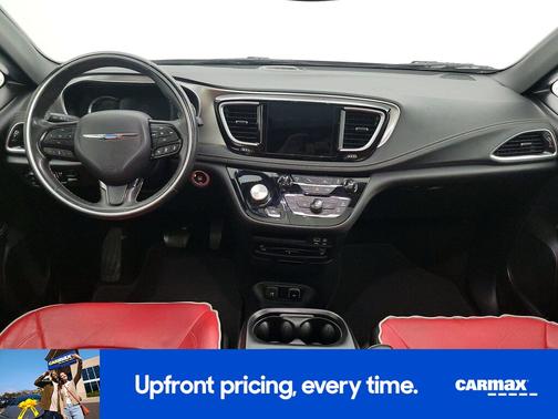 Gray 2020 Chrysler Pacifica Hybrid Limited