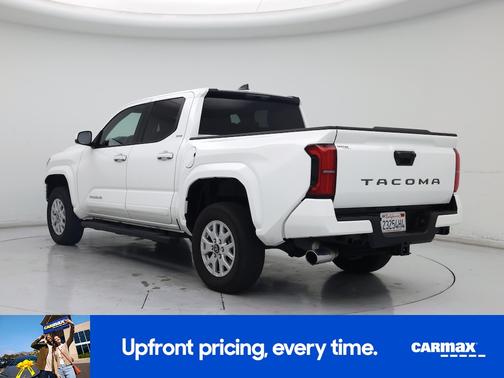 White 2025 Toyota Tacoma SR5