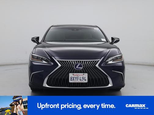 2021 Lexus ES 300h Luxury