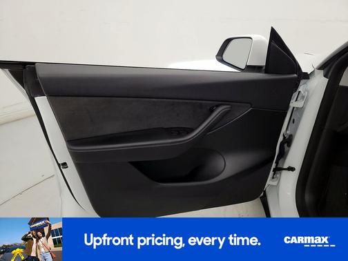 White 2022 Tesla Model Y Long Range