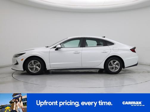 White 2021 Hyundai SONATA SE