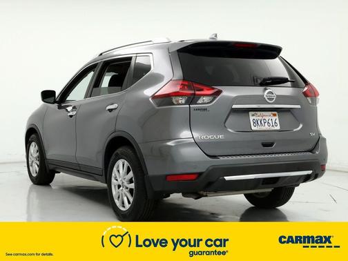 Photo 1 of 19 of 2019 Nissan Rogue SV
