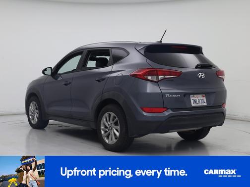 Gray 2016 Hyundai TUCSON SE