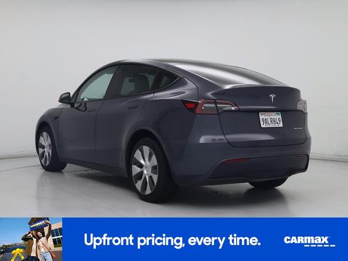 Gray 2022 Tesla Model Y Long Range