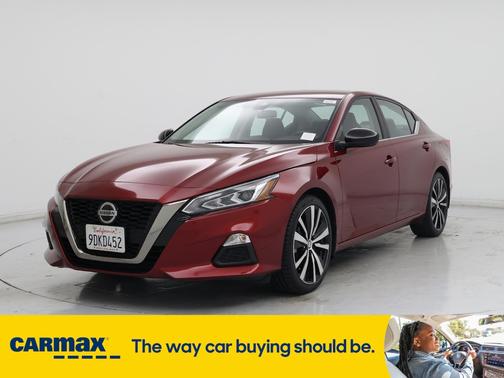 2022 Nissan Altima SR