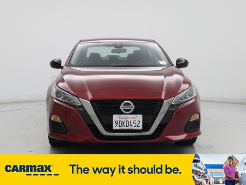 2022 Nissan Altima SR
