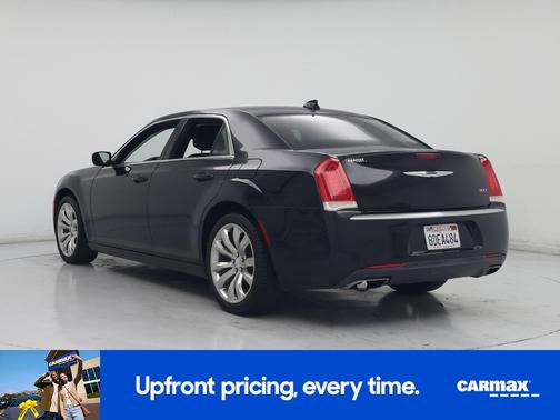 2018 Chrysler 300 Touring