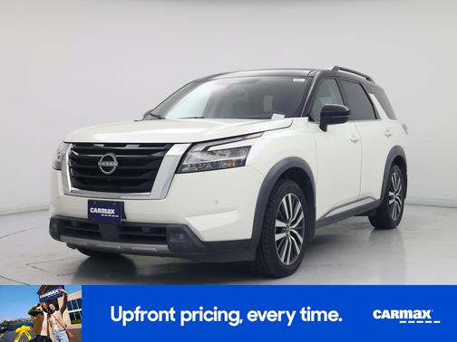 2022 Nissan Pathfinder Platinum
