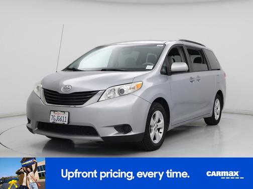 2014 Toyota Sienna LE