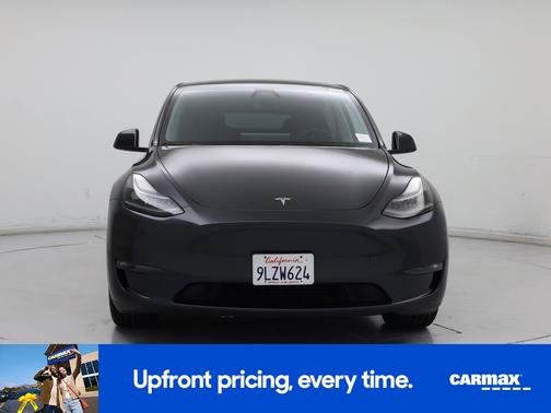 Gray 2024 Tesla Model Y Long Range