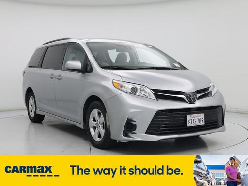 2020 Toyota Sienna LE