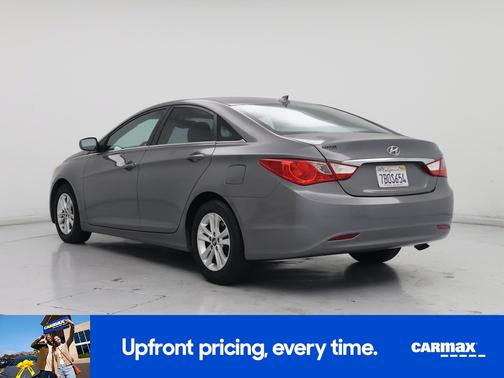 2013 Hyundai SONATA SE