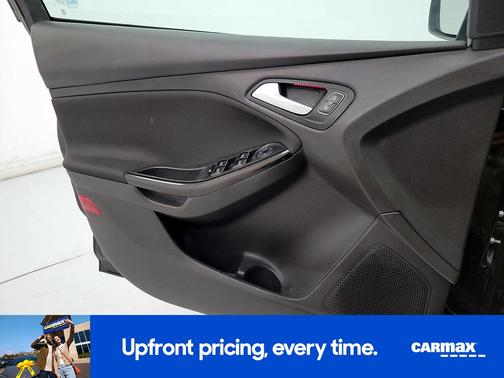 2017 Ford Focus Titanium