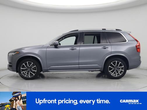 2017 Volvo XC90 T5 Momentum