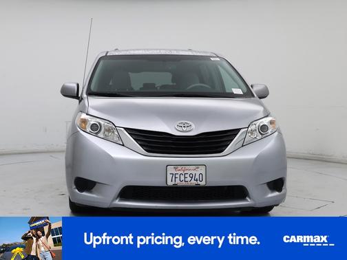 2014 Toyota Sienna LE