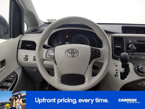 2014 Toyota Sienna LE