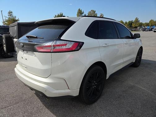 2020 Ford Edge ST