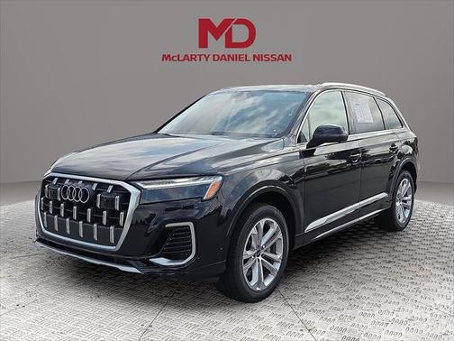 2025 Audi Q7 55 Premium Plus