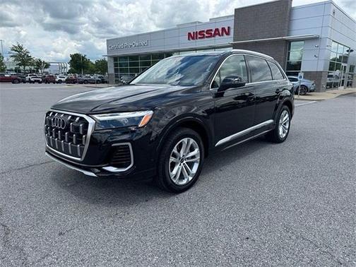 2025 Audi Q7 55 Premium Plus