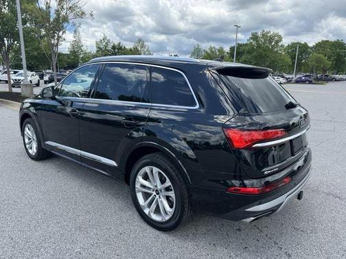 2025 Audi Q7 55 Premium Plus