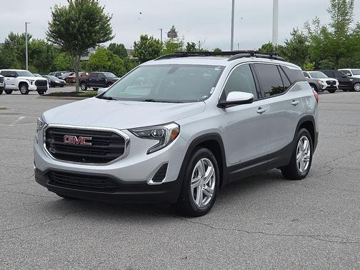 Quicksilver Metallic 2018 GMC Terrain SLE