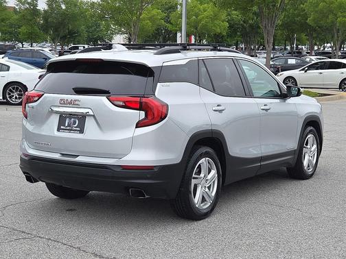 Quicksilver Metallic 2018 GMC Terrain SLE