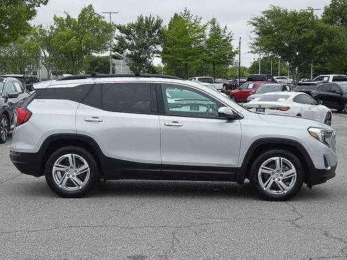 Quicksilver Metallic 2018 GMC Terrain SLE