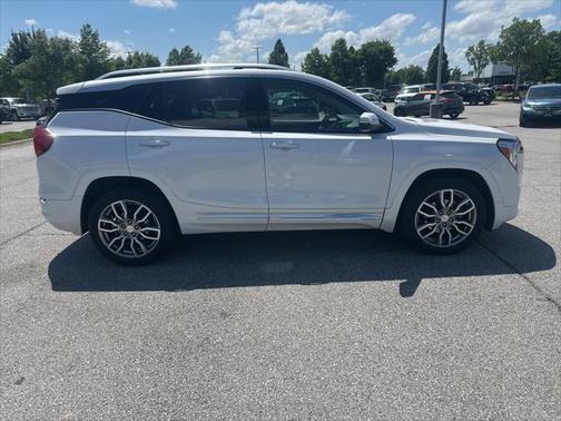 2022 GMC Terrain Denali