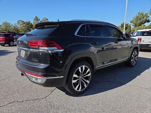 2023 Volkswagen Atlas Cross Sport 3.6L V6 SEL Premium R-Line