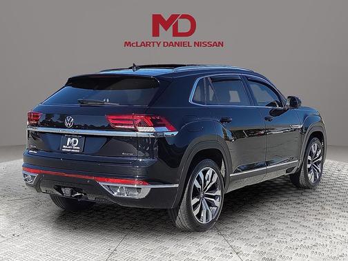 2023 Volkswagen Atlas Cross Sport 3.6L V6 SEL Premium R-Line