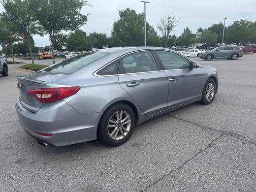 Shale Gray Metallic 2017 Hyundai SONATA SE