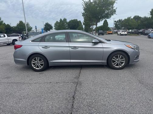 Shale Gray Metallic 2017 Hyundai SONATA SE