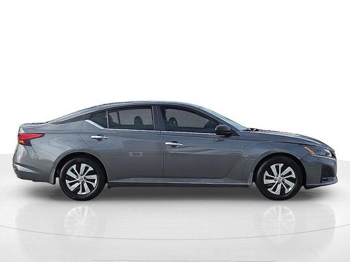 2024 Nissan Altima S FWD