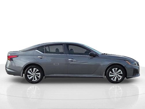2024 Nissan Altima S FWD