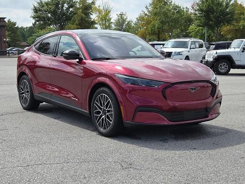 2025 Ford Mustang Mach-E Premium