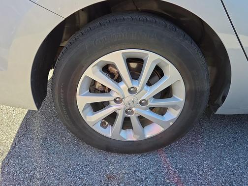 2019 Hyundai Accent SEL