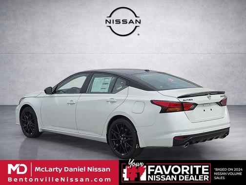 2026 Nissan Altima SR FWD