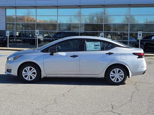 2025 Nissan Versa 1.6 S