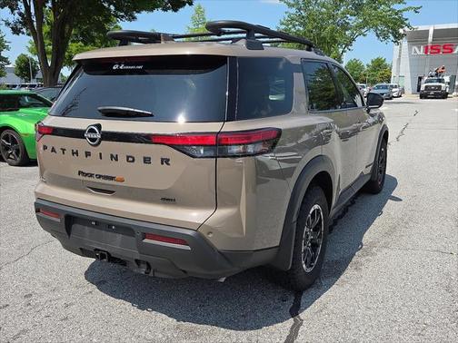 2025 Nissan Pathfinder Rock Creek 4WD