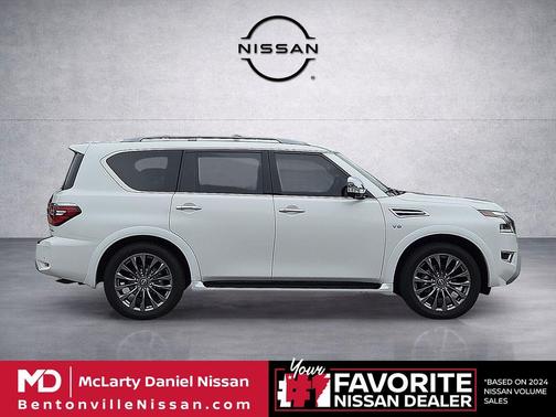 Aspen White TriCoat Pearl 2022 Nissan Armada Platinum 4WD