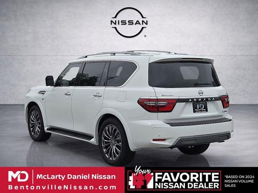 Aspen White TriCoat Pearl 2022 Nissan Armada Platinum 4WD