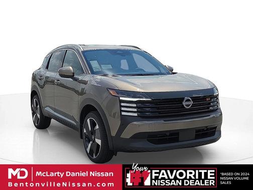 2025 Nissan Kicks SR