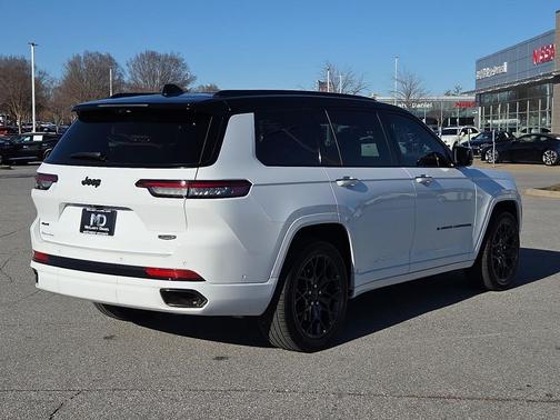 2025 Jeep Grand Cherokee L Summit Reserve