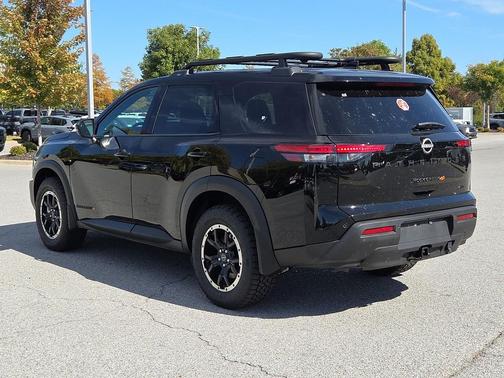 2025 Nissan Pathfinder Rock Creek 4WD