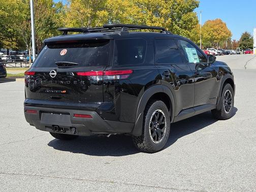 2025 Nissan Pathfinder Rock Creek 4WD
