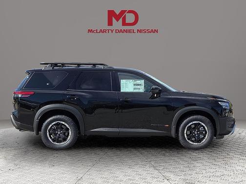 2025 Nissan Pathfinder Rock Creek 4WD